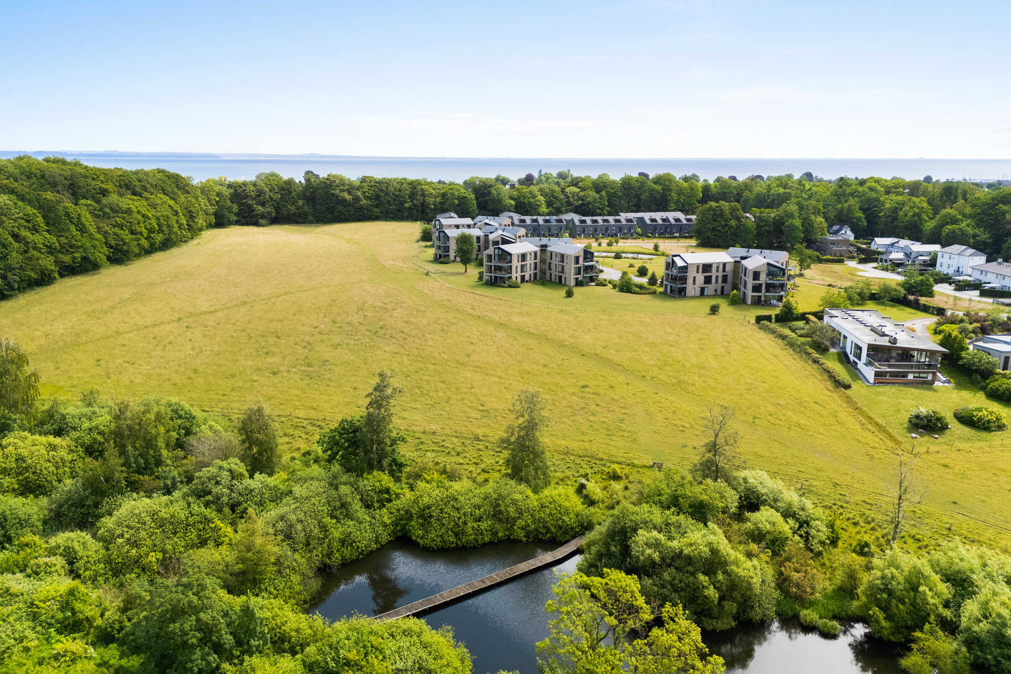 Henrikshøj 8, 1. 4., 2950 Vedbæk - Billed